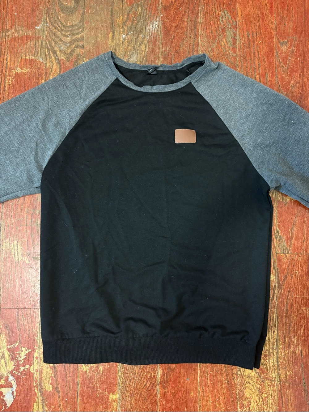 SHEIN Men's Black Crewneck Sweater with Gray Raglan Sleeves